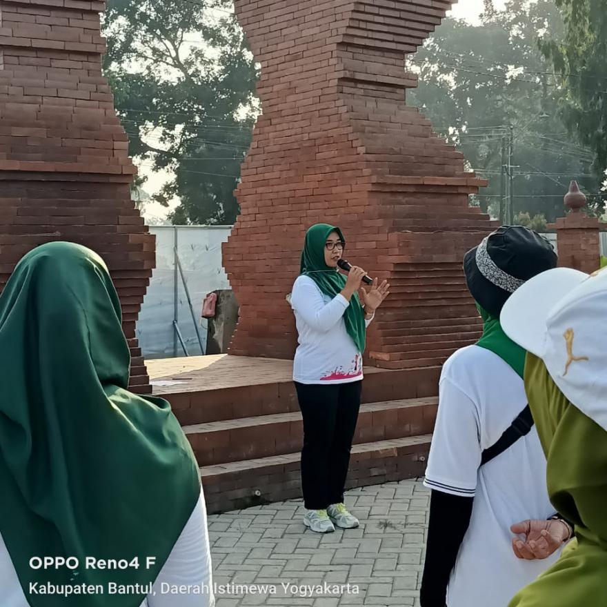 TP PKK KALURAHAN PLERET MENGIKUTI KEGIATAN PERWOSI SEPEDA SEHAT NAPAK TILAS SITUS PLERET